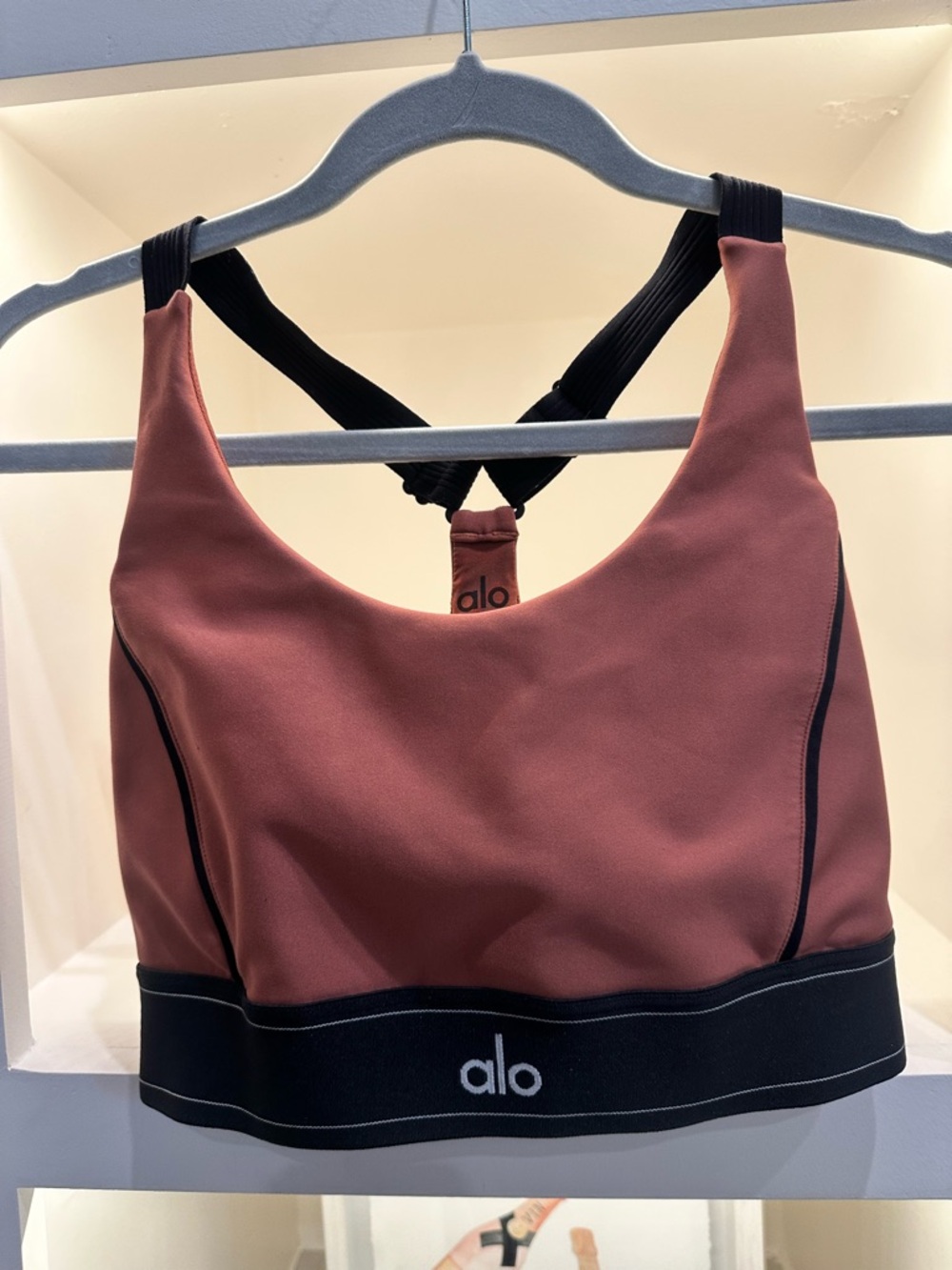 Alo Yoga Airlift Suit Up bra Size Large Rust/brown - Picture 2 of 4